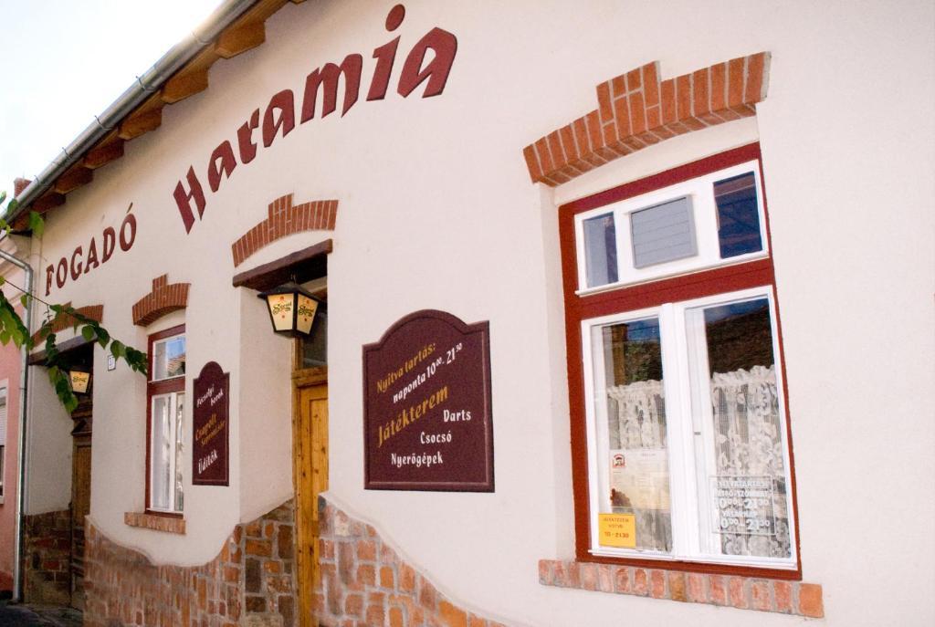 松博特海伊 哈拉米亚佛加多旅馆酒店 外观 照片